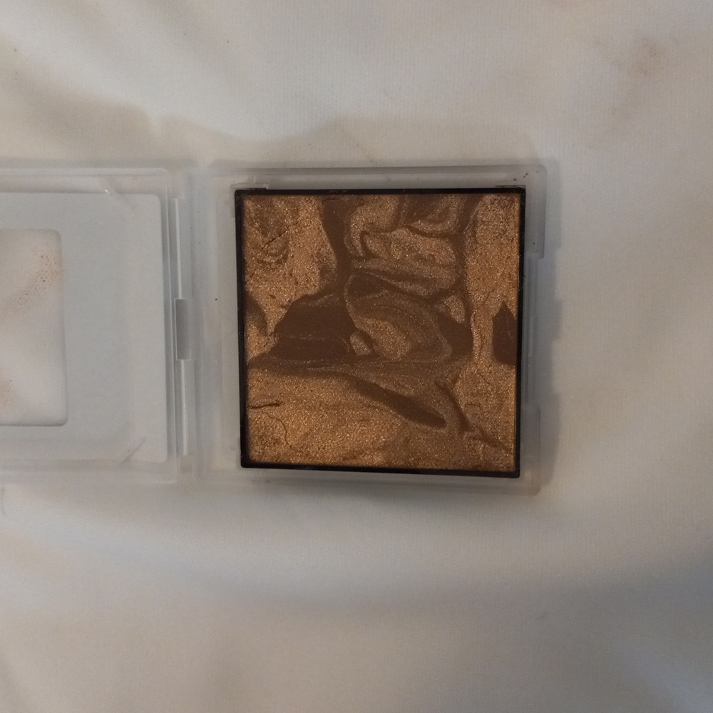 NEW ILUMINATING - Picture 2 of 3